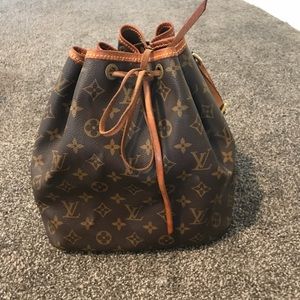 Vintage authentic Louis Vuitton petit noe